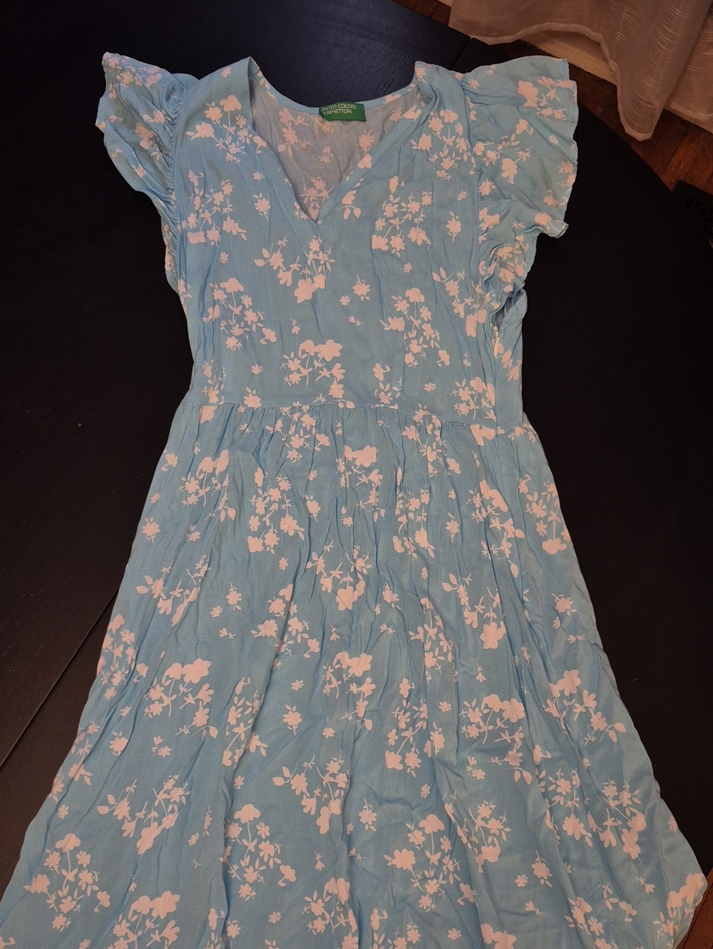 Benetton Blue Floral  Dress with Flutter Sleeves, Size Small, Great Condition.